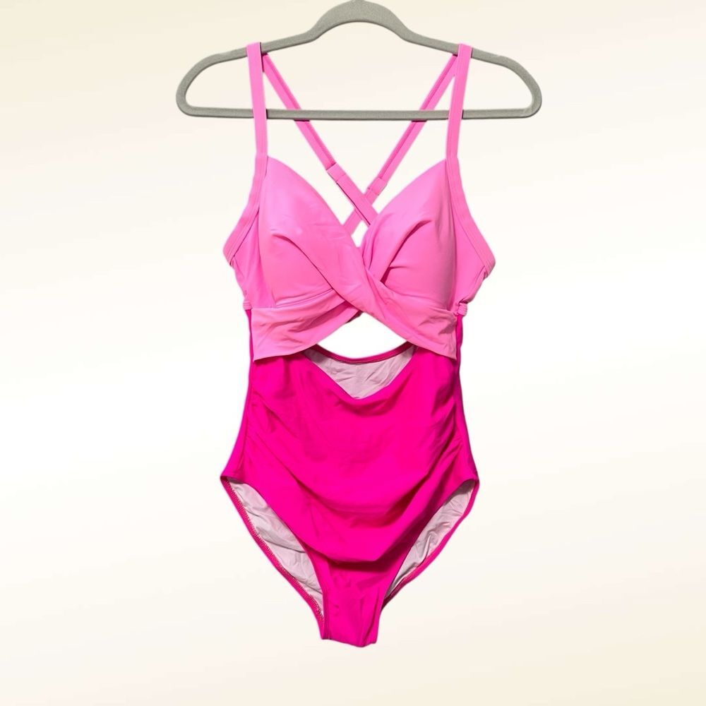 Eomenie One Piece Cutout Swimsuit NWT Size Medium Pink Color Block